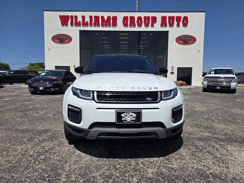 White 2018 Land Rover Range Rover Evoque SE