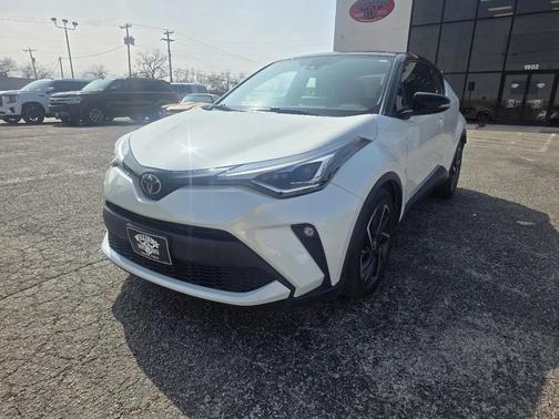 2020 Toyota C-HR Limited FWD (Natl)