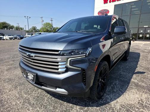 2021 Chevrolet Suburban 4WD 4dr High Country