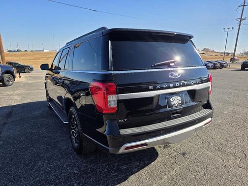 2022 Ford Expedition XLT 4x2
