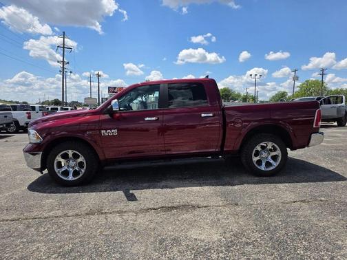 Delmonico Red Pearlcoat 2018 RAM 1500 Laramie