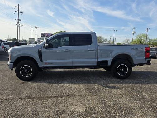 2025 Ford F-250 SUPER DUTY