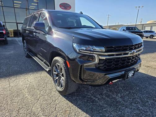 Black 2021 Chevrolet Suburban 4WD Z71