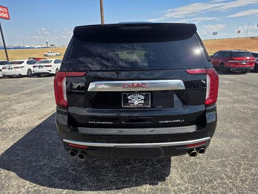 2024 GMC Yukon XL Denali