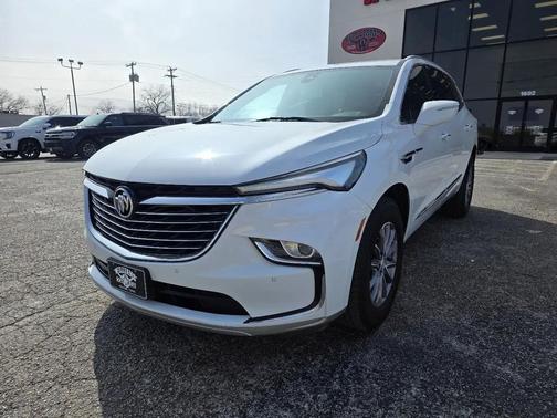 2022 Buick Enclave FWD 4dr Essence
