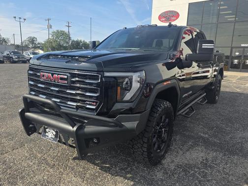 2024 GMC Sierra 2500 AT4