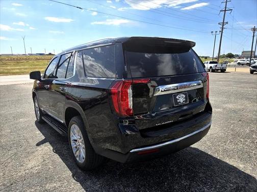 2023 GMC Yukon SLT
