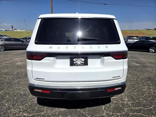 2022 Jeep Wagoneer Series III 4x4