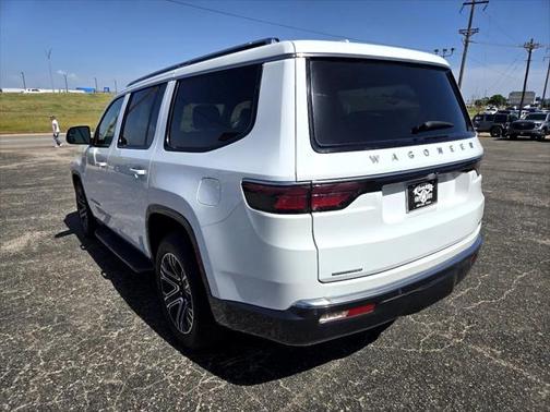 2022 Jeep Wagoneer Series III 4x4