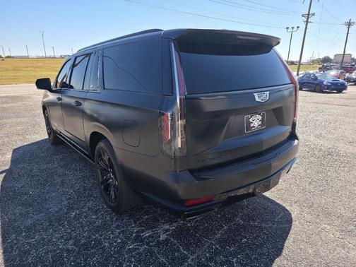 2023 Cadillac Escalade ESV Sport