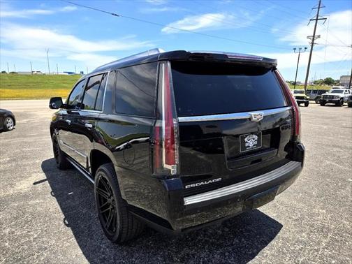 2017 Cadillac Escalade Platinum