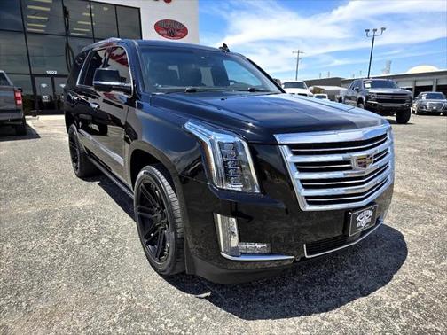 2017 Cadillac Escalade Platinum