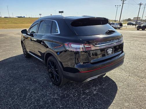 2021 Lincoln Nautilus Reserve AWD