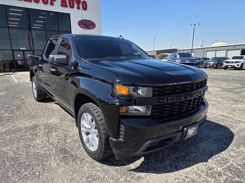 2022 Chevrolet Silverado 1500 Custom