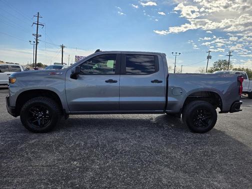2022 Chevrolet Silverado 1500 Custom Trail Boss