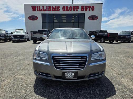 Dark Charcoal Pearlcoat 2011 Chrysler 300 Limited