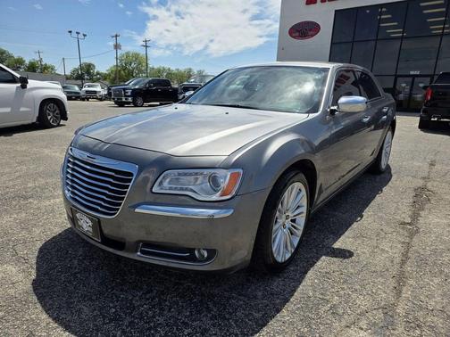 Dark Charcoal Pearlcoat 2011 Chrysler 300 Limited