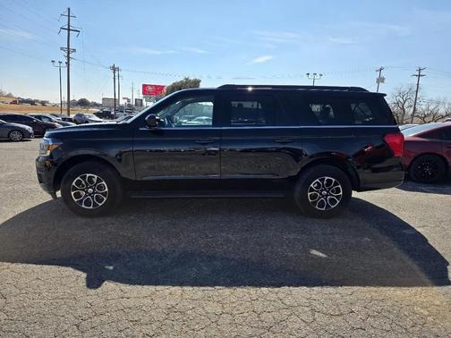 2024 Ford Expedition XLT 4x2