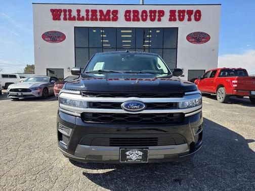 2024 Ford Expedition XLT 4x2