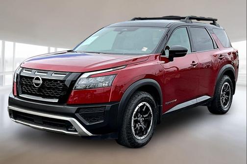 Scarlet Ember Tintcoat/Super Black 2024 Nissan Pathfinder Rock Creek 4WD