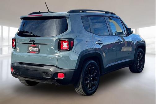 2017 Jeep Renegade Altitude