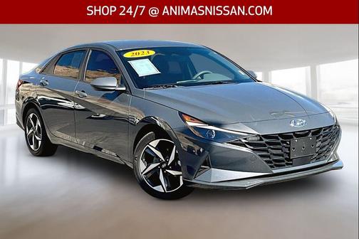 2023 Hyundai ELANTRA SEL