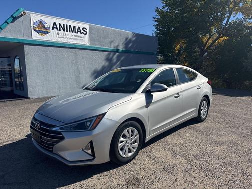 2019 Hyundai ELANTRA SE