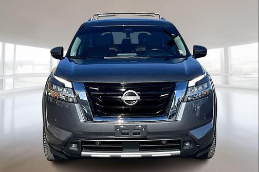 2023 Nissan Pathfinder Platinum 4WD