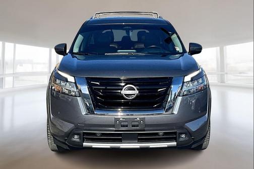 2023 Nissan Pathfinder Platinum 4WD