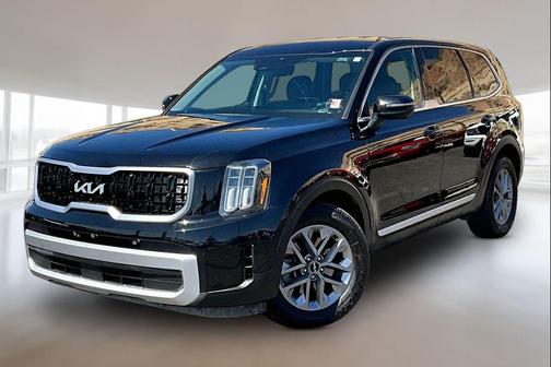 Ebony Black 2023 Kia Telluride LX