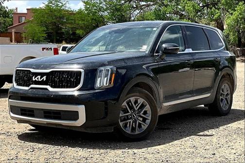 Ebony Black 2023 Kia Telluride LX