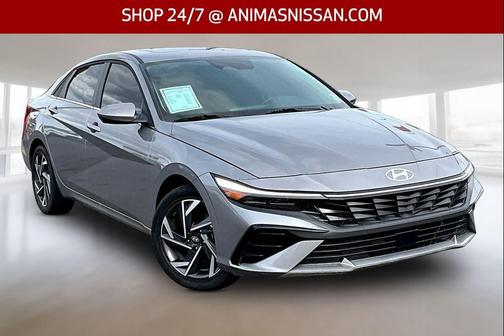 2025 Hyundai ELANTRA SEL