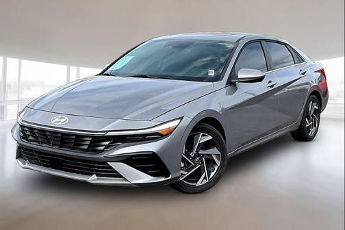2025 Hyundai ELANTRA SEL