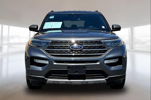 Magnetic Metallic 2020 Ford Explorer XLT