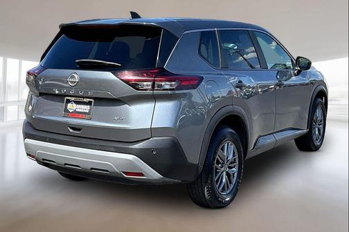Gun Metallic 2023 Nissan Rogue S