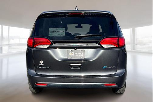 2017 Chrysler Pacifica Hybrid Touring Plus