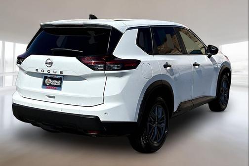 Glacier White 2024 Nissan Rogue S
