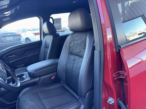 2023 Nissan Titan PRO-4X