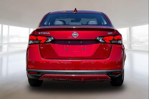 Scarlet Ember Pearl Metallic 2021 Nissan Versa 1.6 S