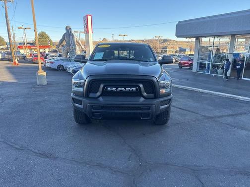 2023 RAM 1500 Classic Warlock Crew Cab 4x4 5'7' Box