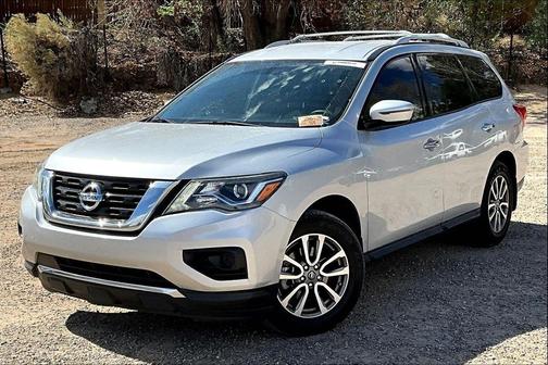 Brilliant Silver Metallic 2020 Nissan Pathfinder S 4WD