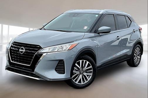 Boulder Gray Pearl 2023 Nissan Kicks SV