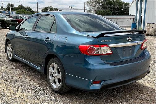 Tropical Sea Metallic 2013 Toyota Corolla S