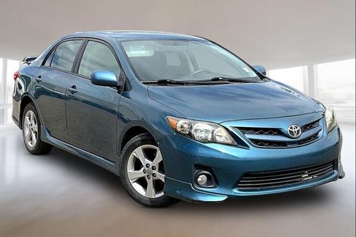 Tropical Sea Metallic 2013 Toyota Corolla S