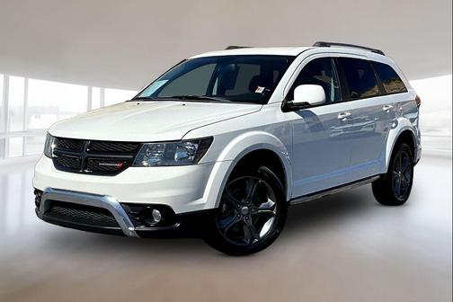 White 2016 Dodge Journey Crossroad