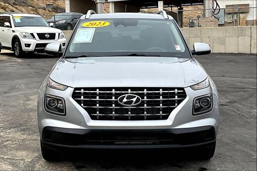 2023 Hyundai VENUE SEL
