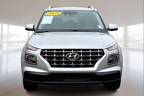 2023 Hyundai VENUE SEL