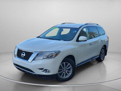 2016 Nissan Pathfinder SL
