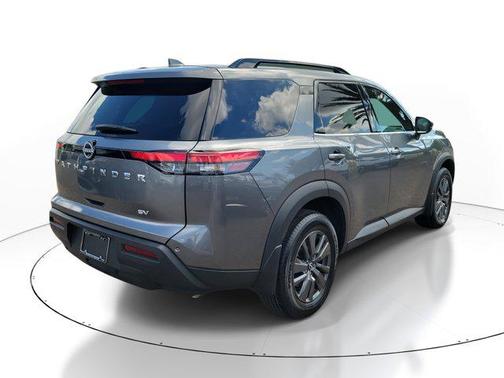 2024 Nissan Pathfinder SV FWD