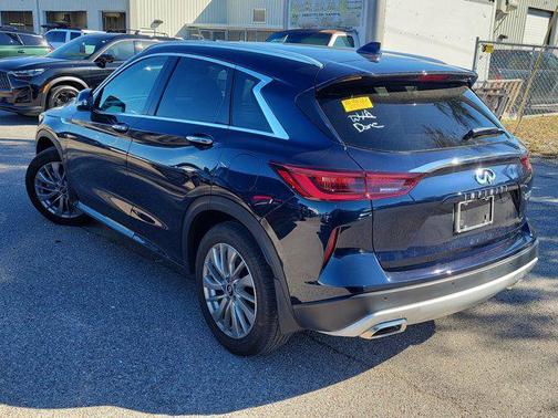 2023 INFINITI QX50 LUXE